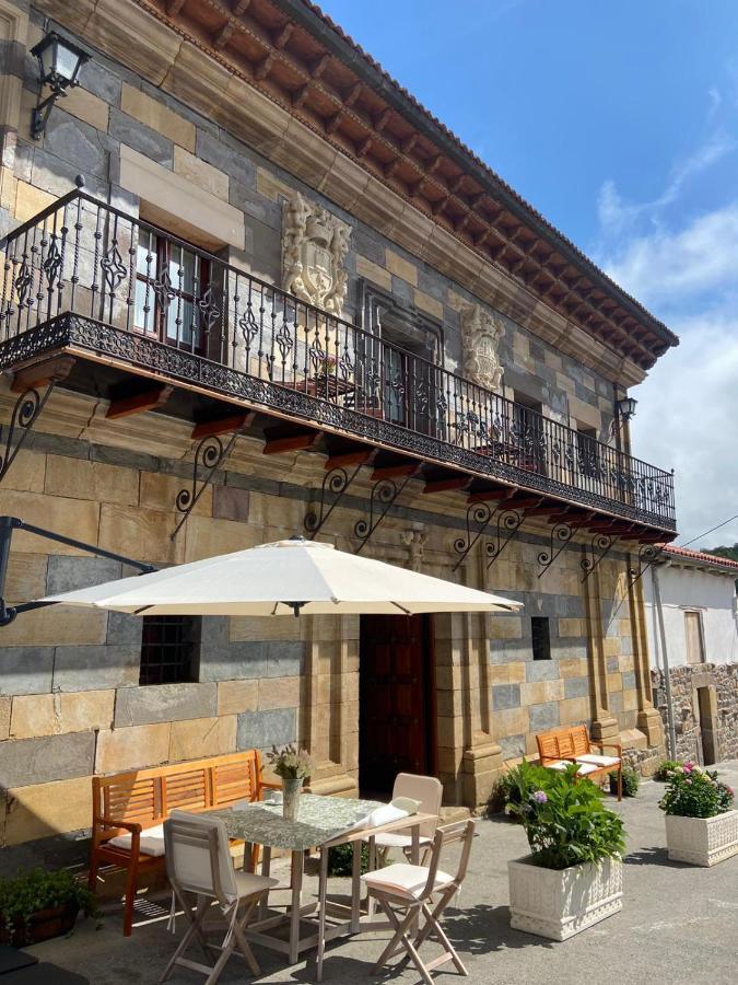 La Casona De Lombrana, En Polaciones Exterior photo